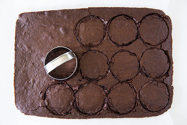 Mini Brownie Fruit Pizzas with Cream Cheese Frosting | Cooking Classy