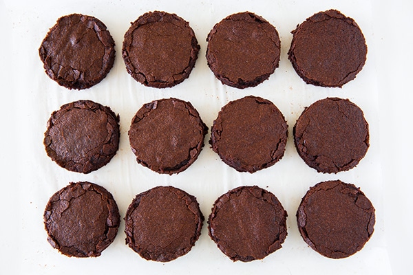 Mini Brownie Fruit Pizzas with Cream Cheese Frosting | Cooking Classy