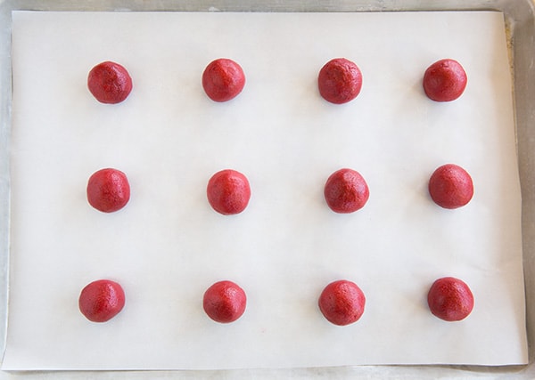 Red Velvet Oreos from Red Velvet Lover's Cookbook| Cooking Classy