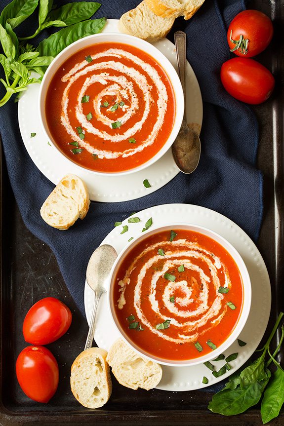bowl of tomato soup that is so creamy