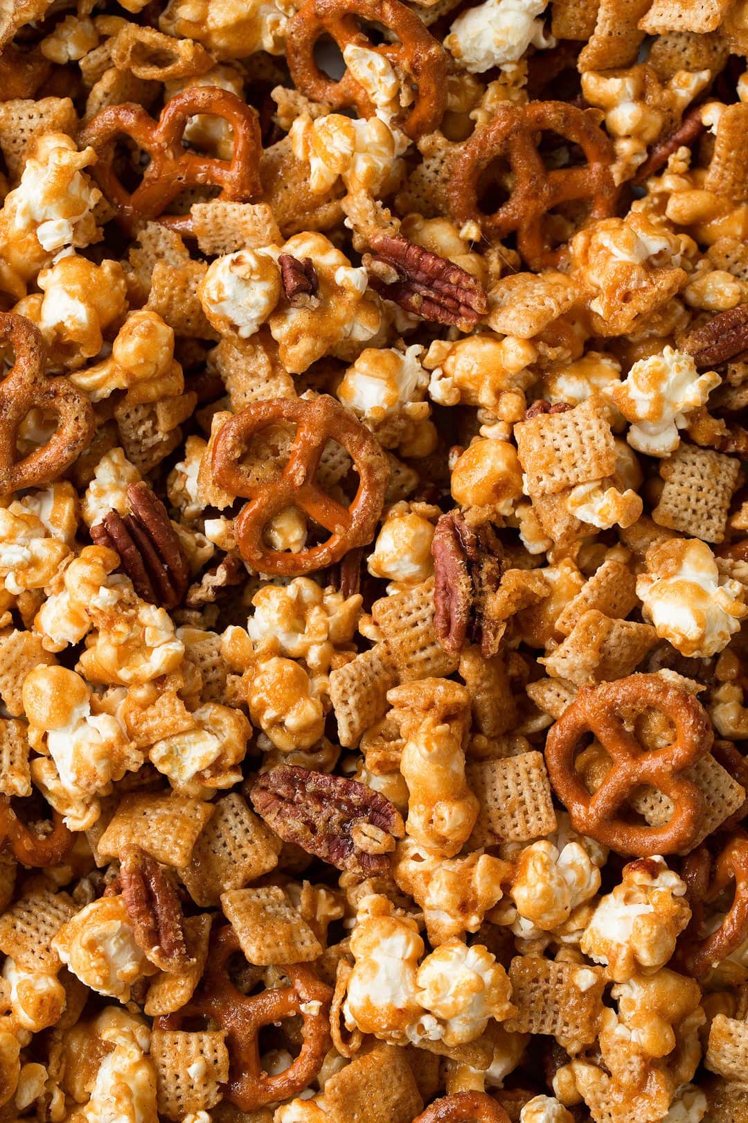 Crunchy Caramel Corn Snack Mix