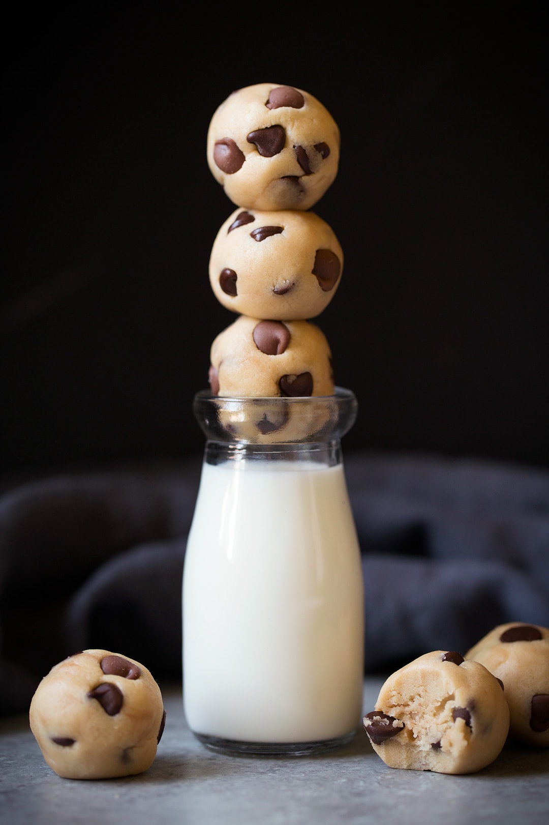 Chocolate Chip Cookie Dough Bites