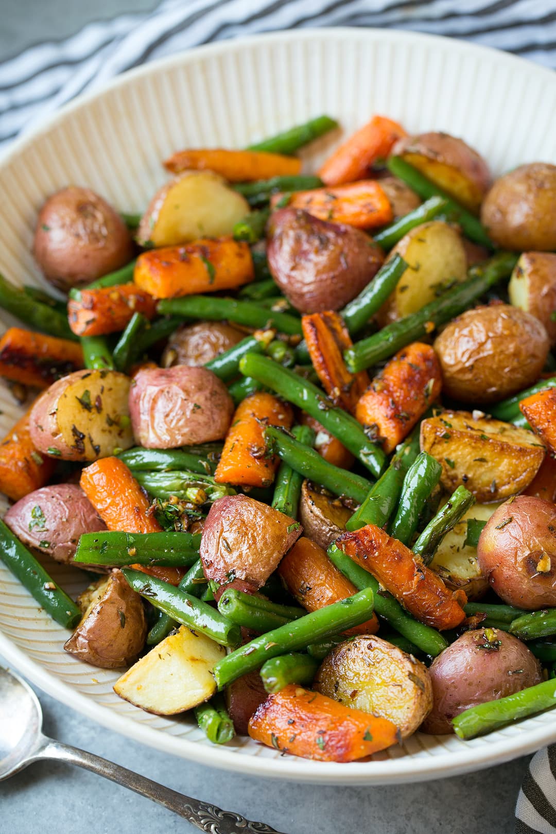 Garlic Herb Roasted Potatoes Carrots and Green Beans