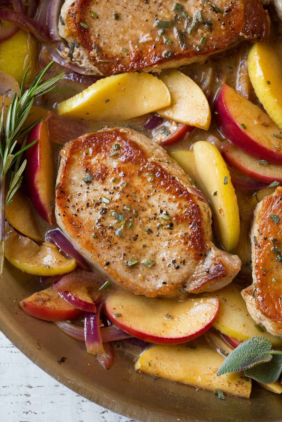 Pork Chops with Apples and Onions