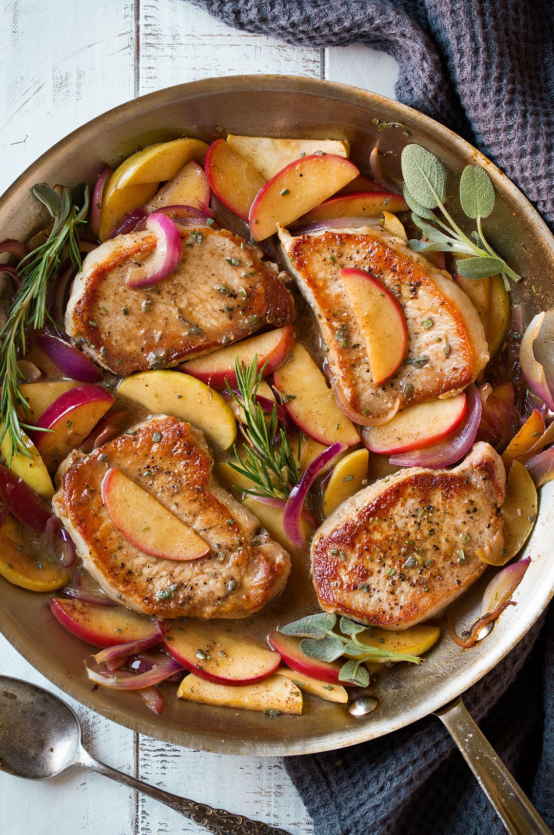 Pork Chops with Apples and Onions