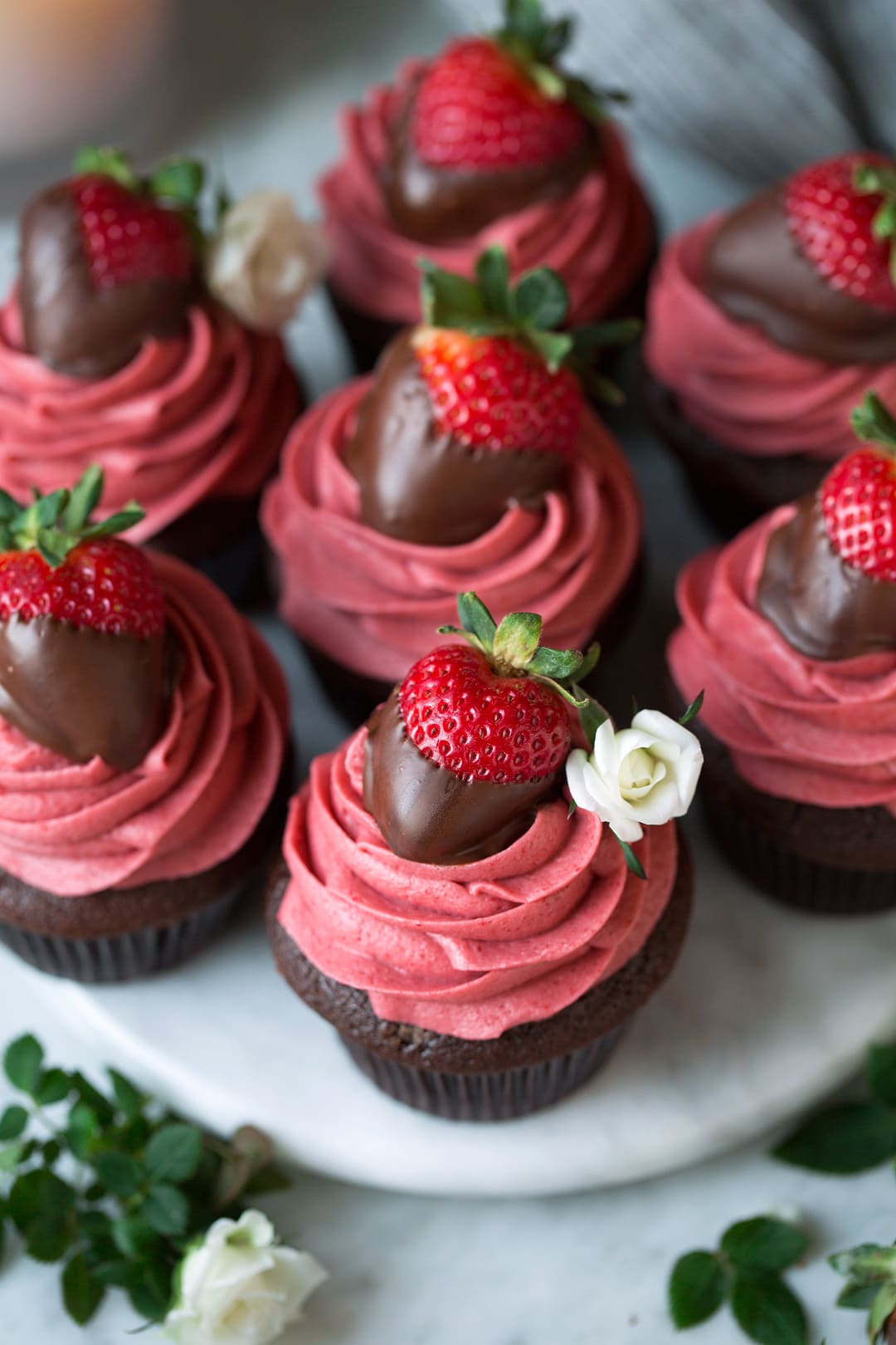 Chocolate Covered Strawberry Cupcakes
