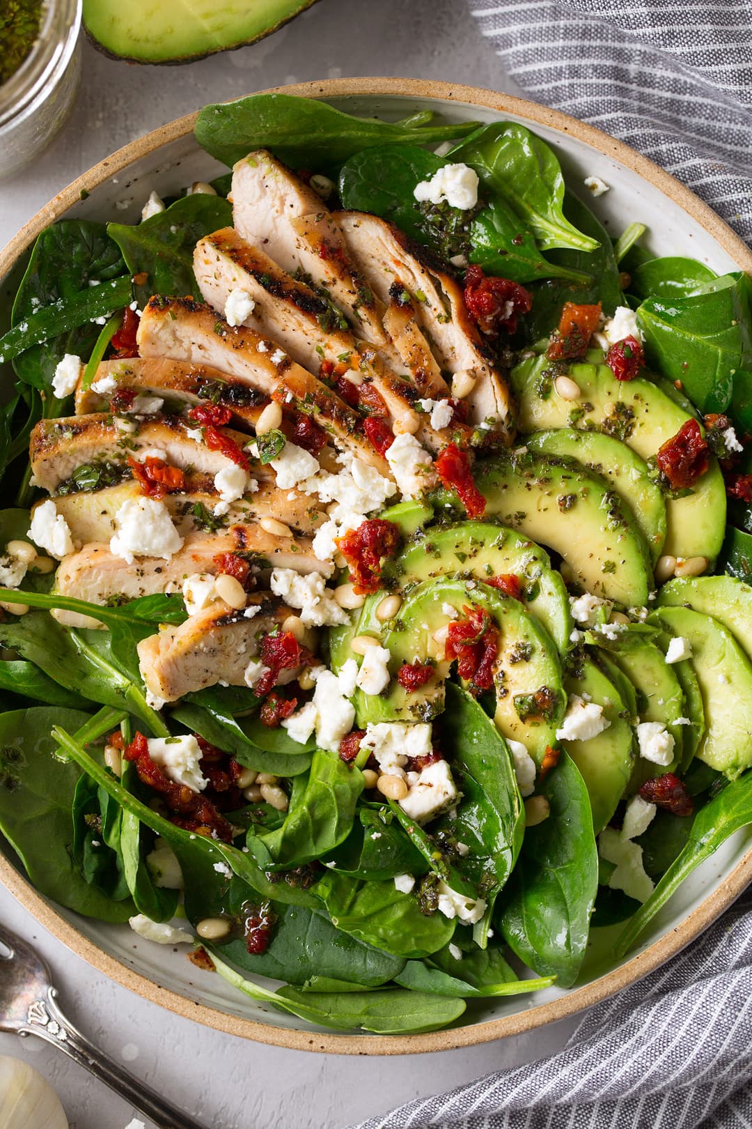Grilled Chicken Sun Dried Tomato and Avocado Spinach Salad Grilled Chicken Sun Dried Tomato and Avocado Spinach Salad