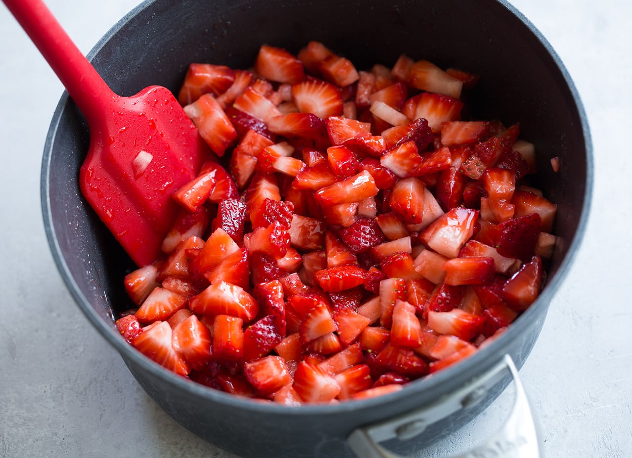How to Make Strawberry Syrup