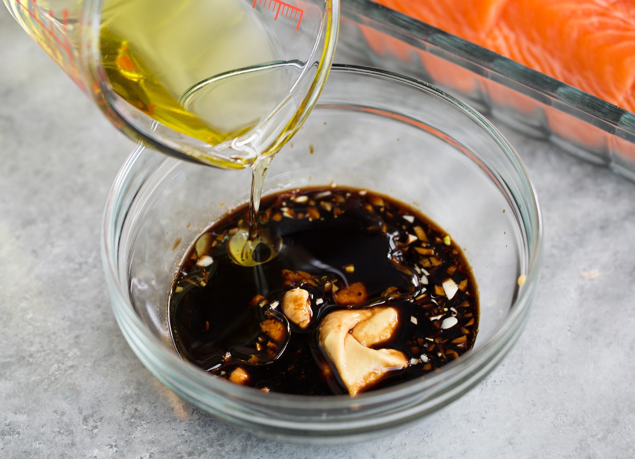 making a grilled salmon marinade
