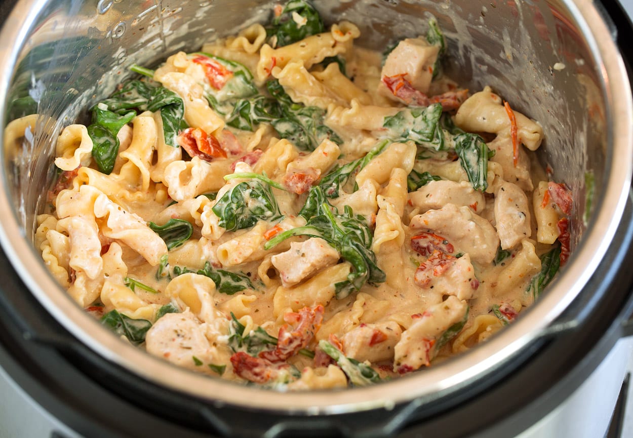 Finished Instant Pot Tuscan Chicken Pasta