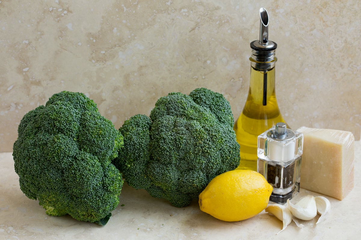 perfectly tender, deliciously browned and incredibly flavor. Broccoli goes from drab and bland to perfectly flavorful with this simple method. The best way to cook broccoli! Ingredients to make roasted broccoli