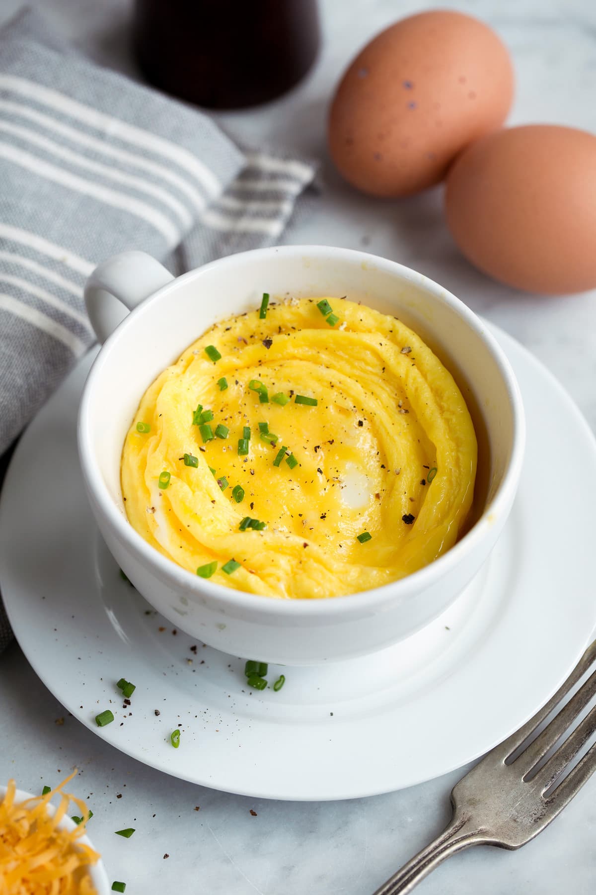 Microwave Eggs in a Mug