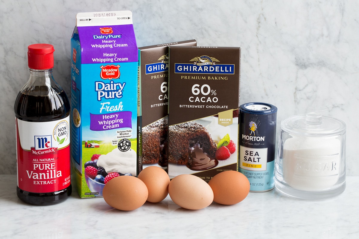 Ingredients to make chocolate mousse shown in this image.