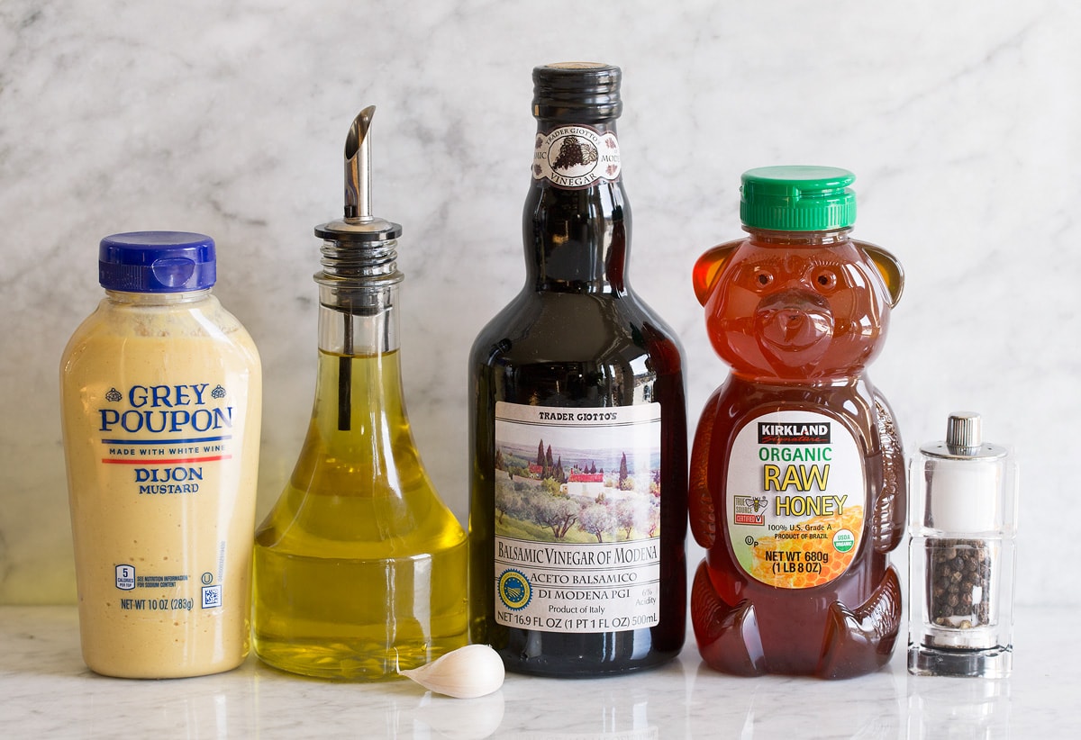 Balsamic Vinaigrette Ingredients shown that are used in balsamic vinaigrette.