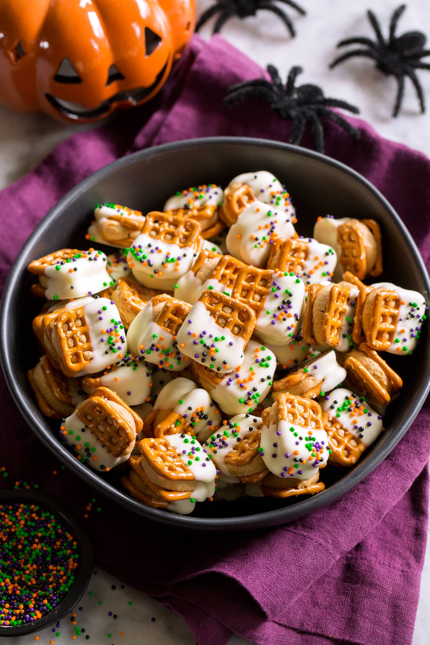 Peanut Butter Pretzel Bites White chocolate peanut butter pretzel bites.