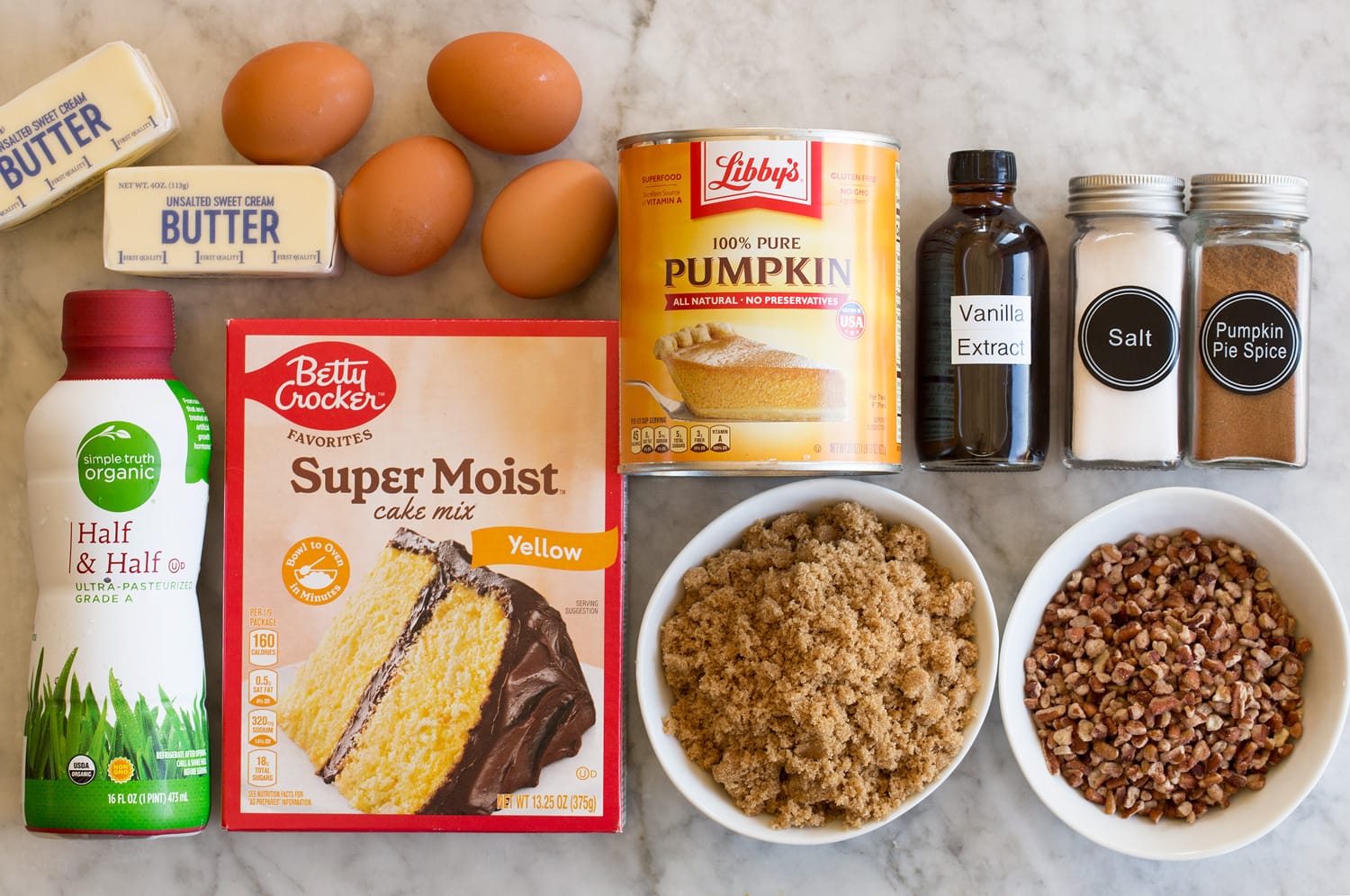 Ingredients needed for pumpkin dump cake.