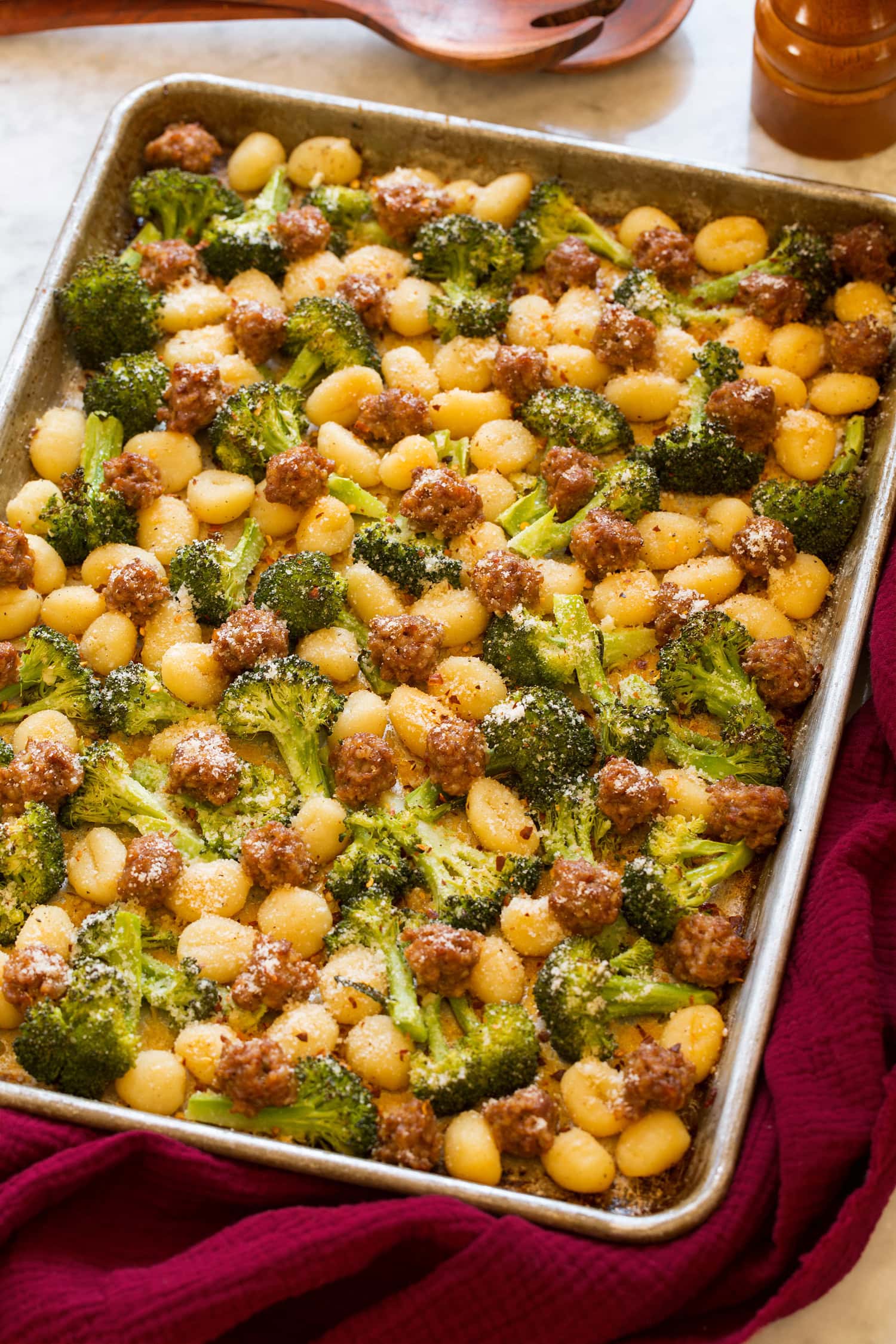 Sheet pan gnocchi with Italian sausage and broccoli.