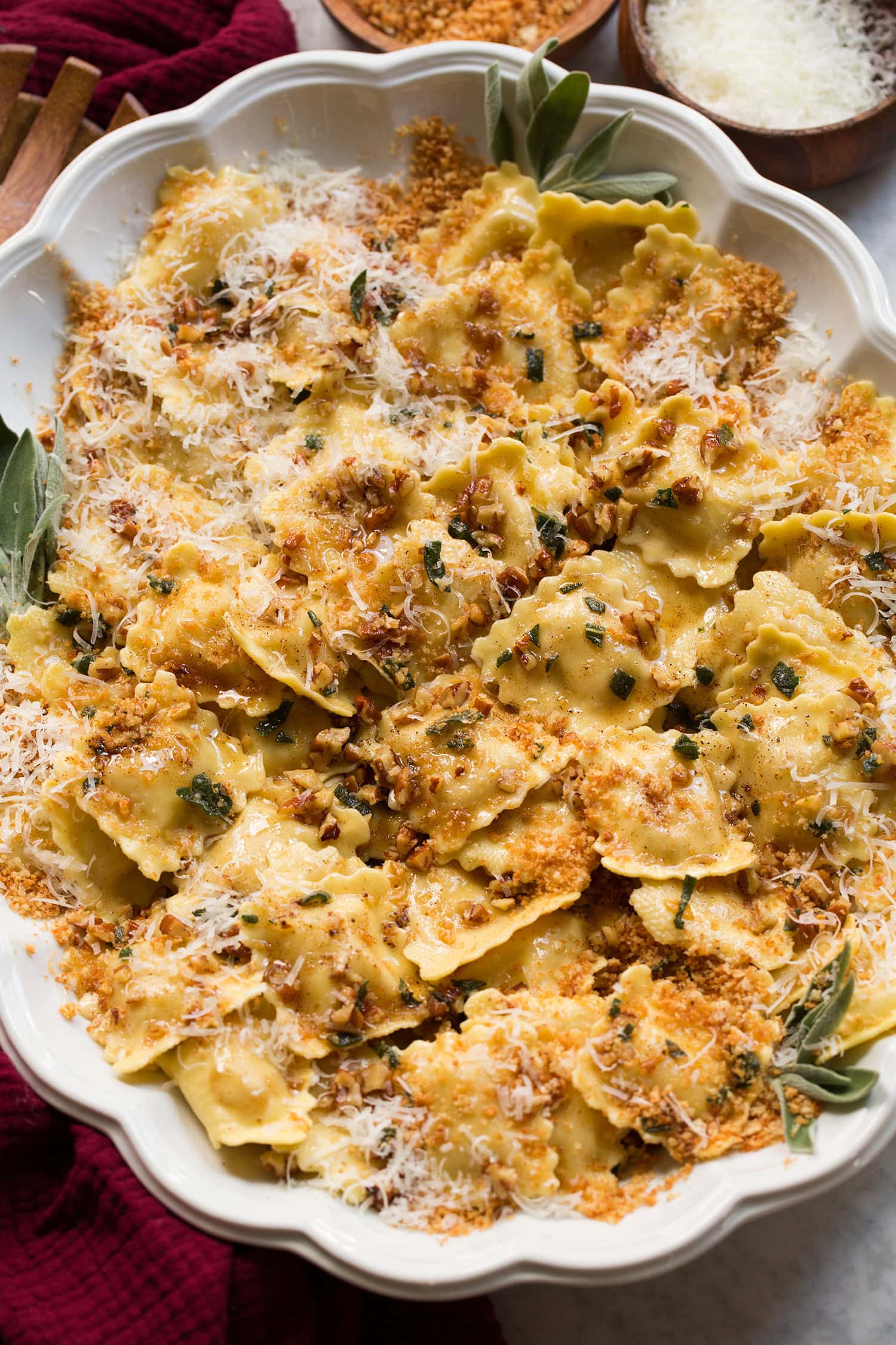 Ravioli with Browned Butter and Sage Sauce Browned butter sage sauce on cheese ravioli.
